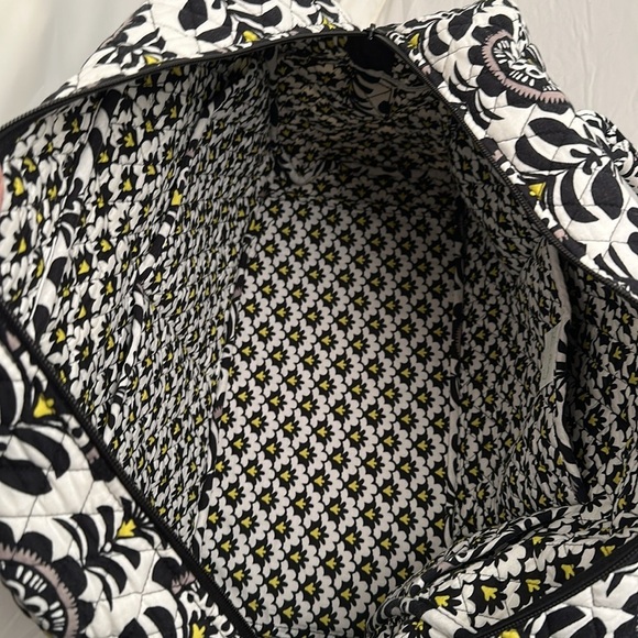 Vera Bradley iconic Weekender travel bag in black white Fanfare multicolor print - Picture 9 of 12
